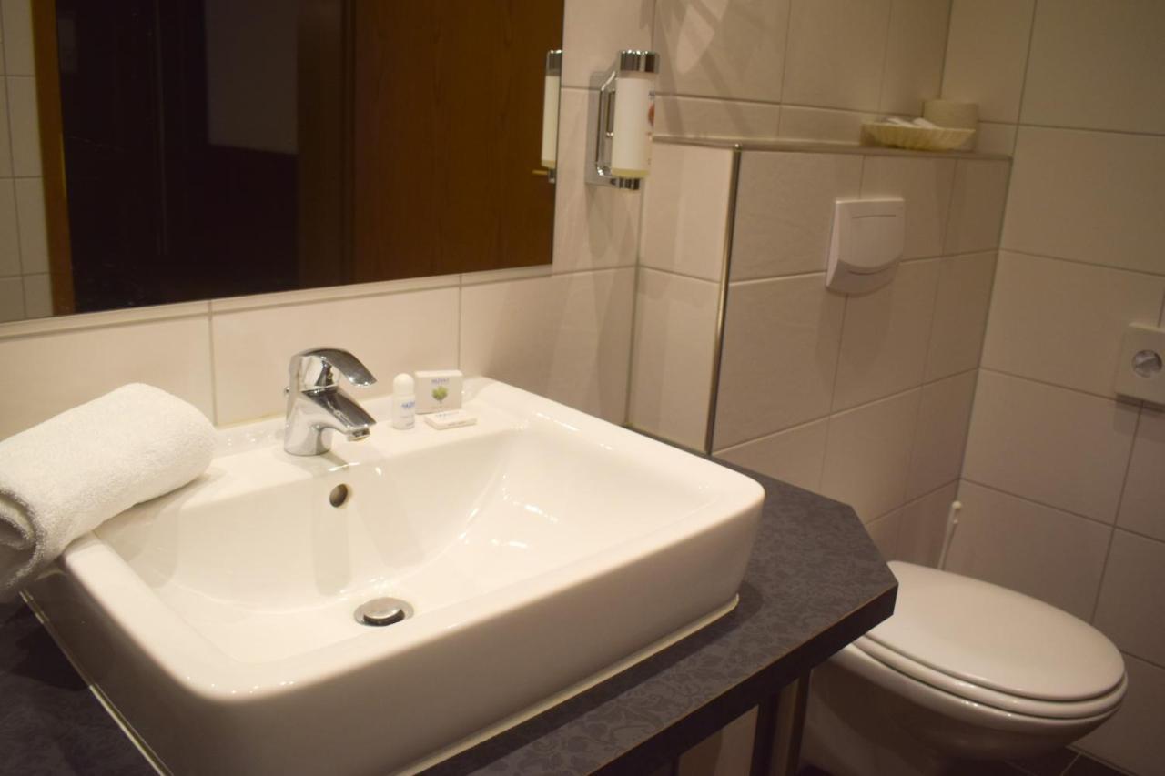 Akzent Hotel Jonathan Lippstadt Esterno foto