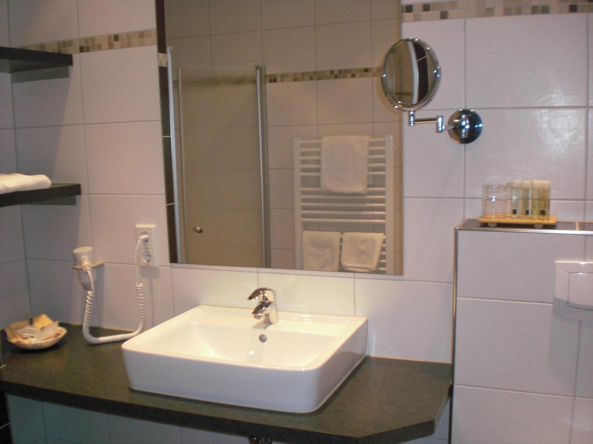Akzent Hotel Jonathan Lippstadt Esterno foto