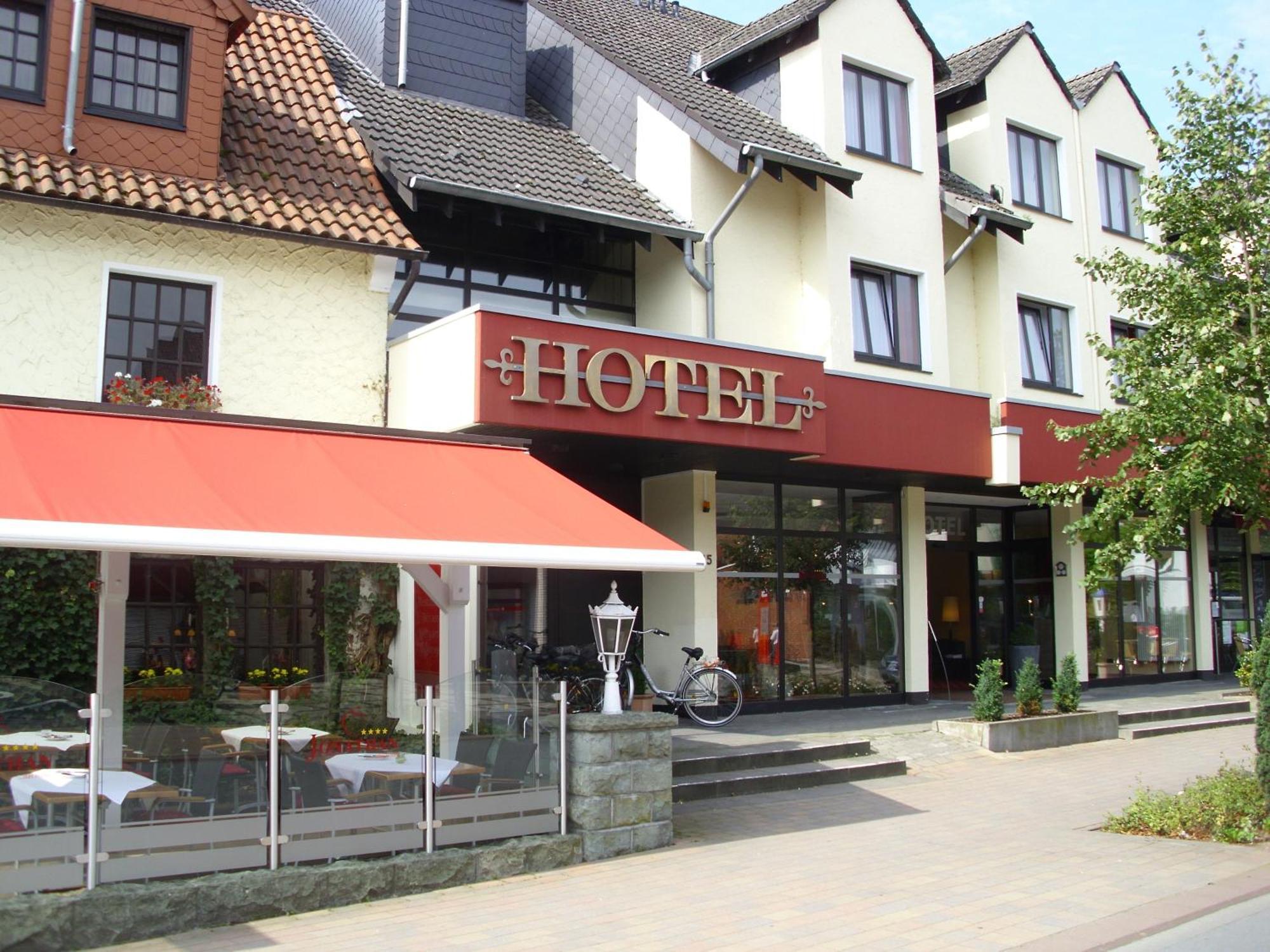 Akzent Hotel Jonathan Lippstadt Esterno foto