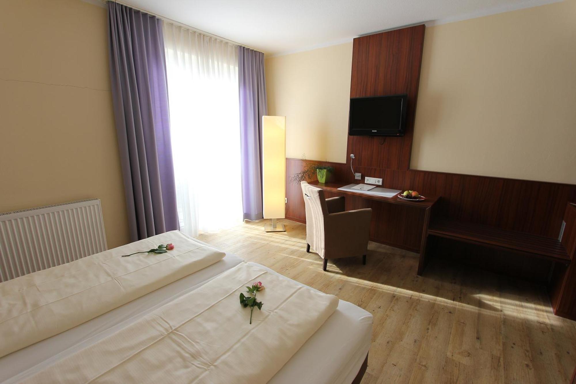 Akzent Hotel Jonathan Lippstadt Esterno foto