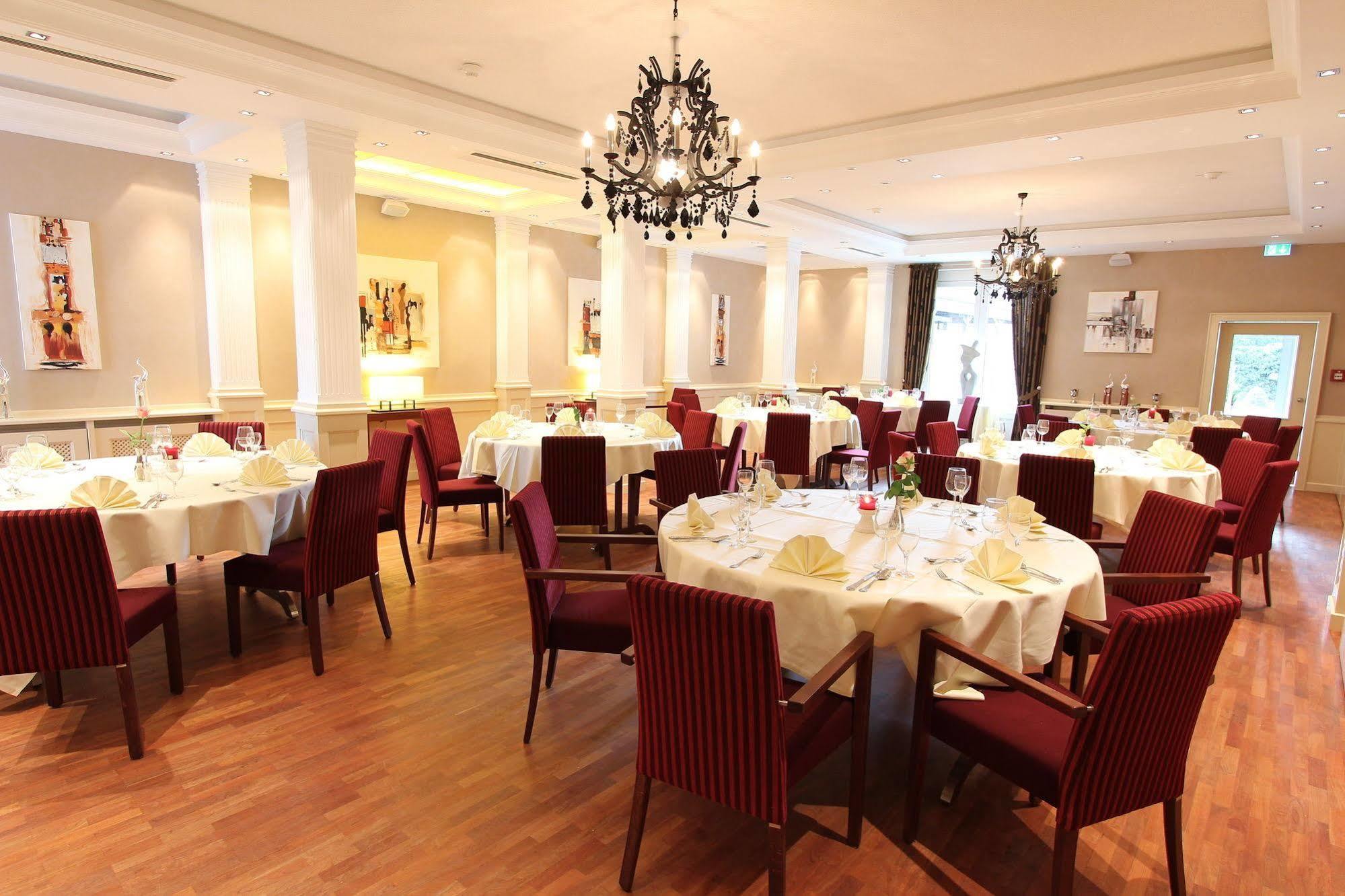 Akzent Hotel Jonathan Lippstadt Esterno foto