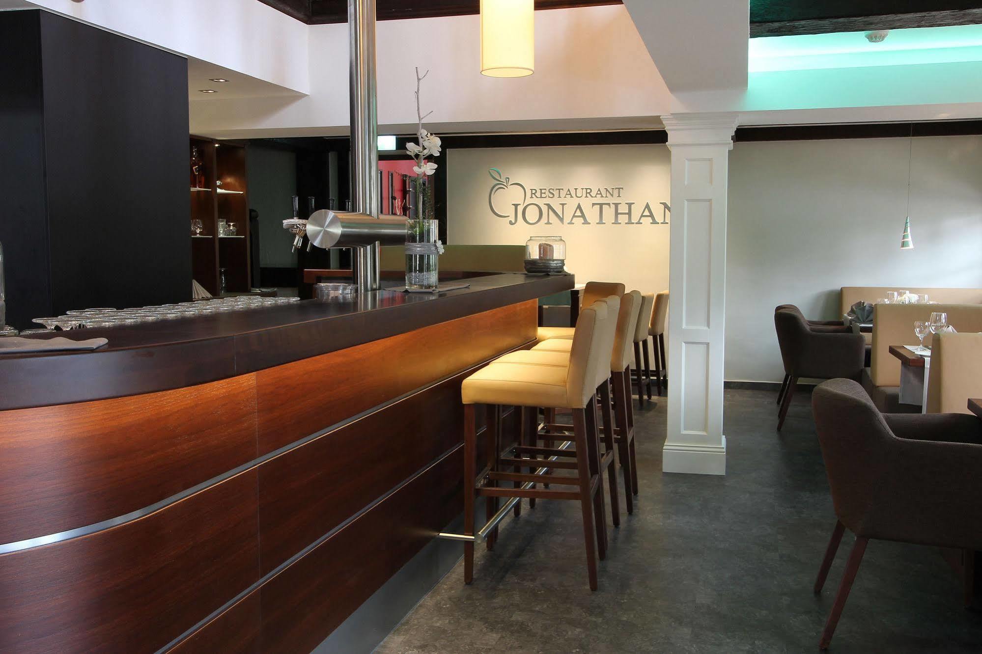 Akzent Hotel Jonathan Lippstadt Esterno foto